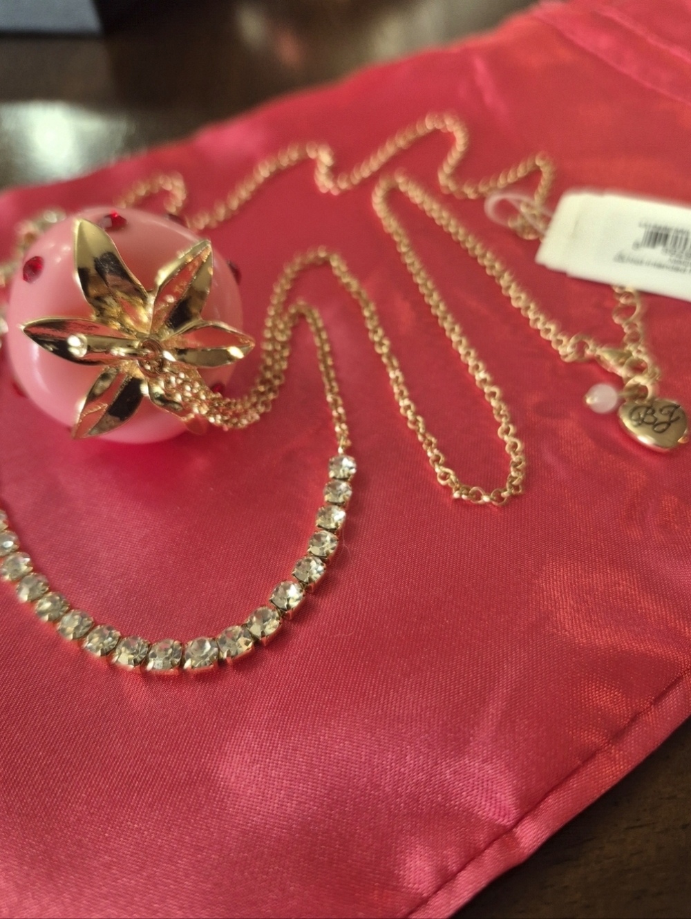 🔥Betsey Johnson Pink Strawberry Pendant Necklace "Summer Fruit" collections - Picture 5 of 6